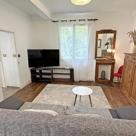 Chez Jeannine Holiday home Limoges